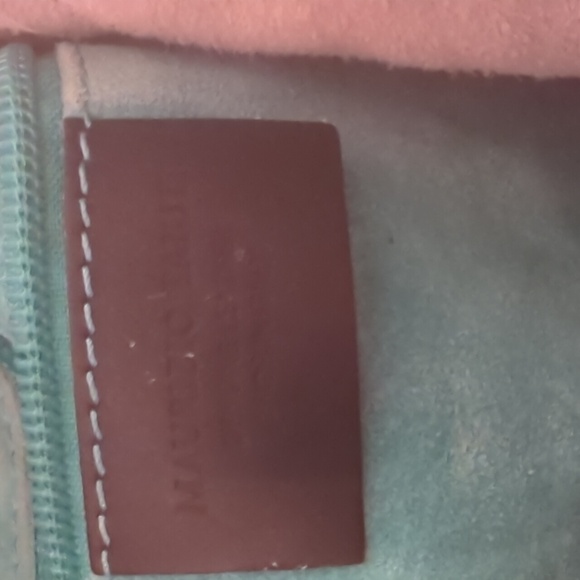 Genuine Leather Newspaper print Shoulder bag. - Picture 3 of 4